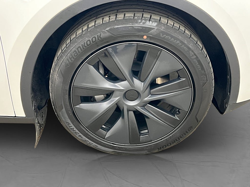 Vehicle Image 32