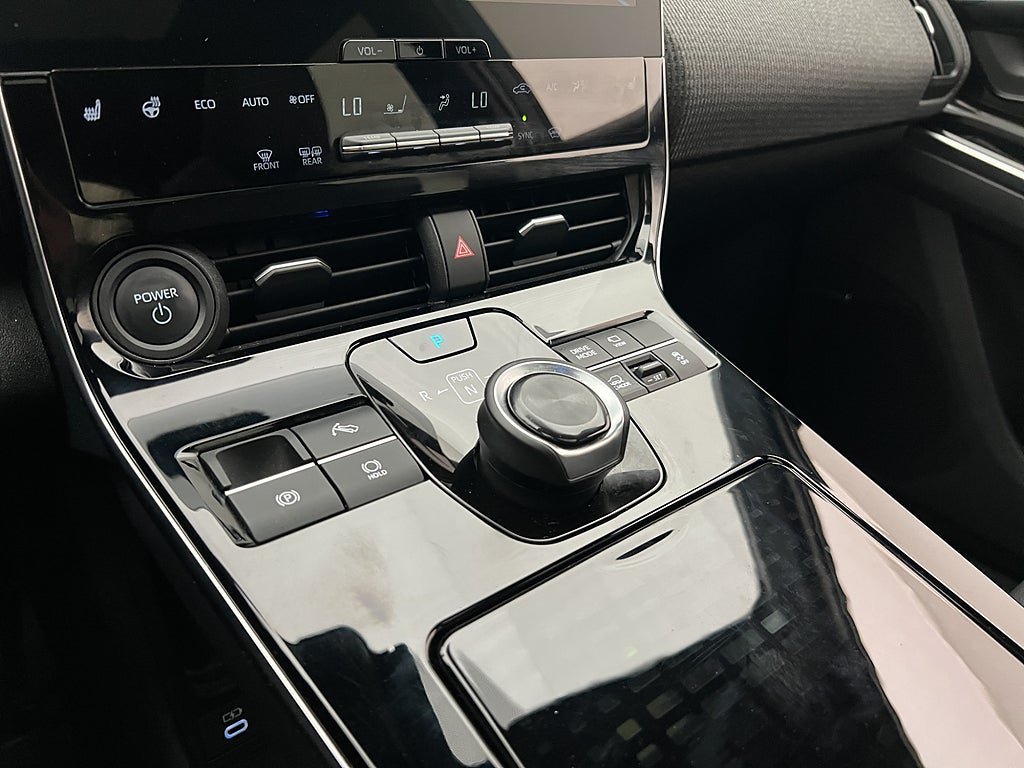 Vehicle Image 29