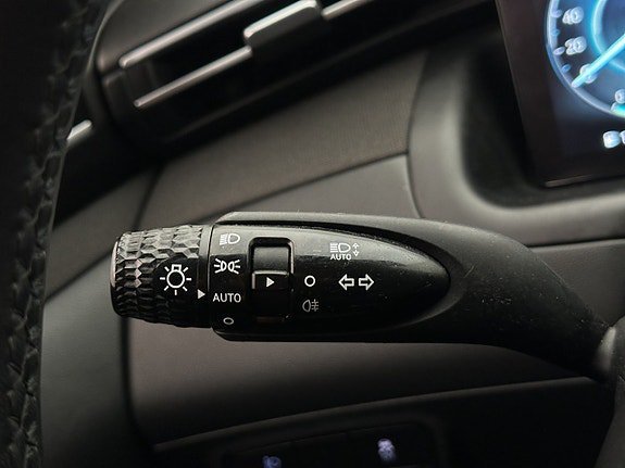 Vehicle Image 29