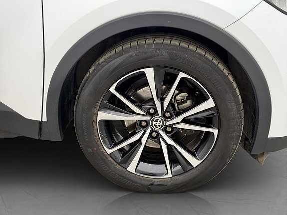 Vehicle Image 31