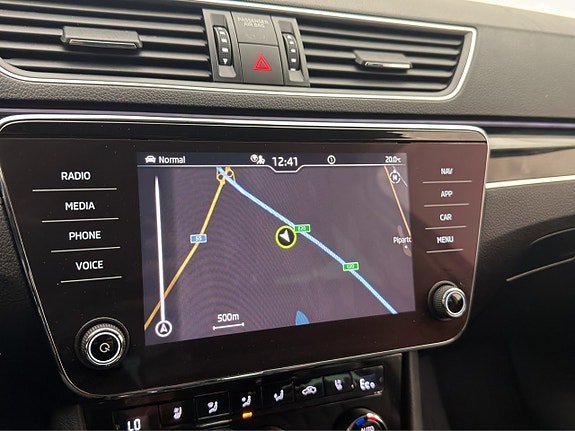 Vehicle Image 22