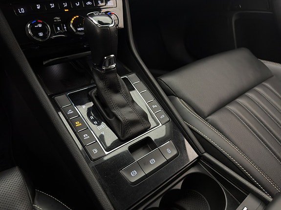 Vehicle Image 26