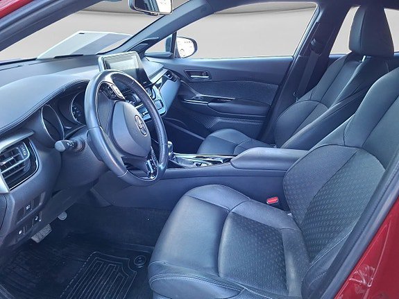Vehicle Image 9