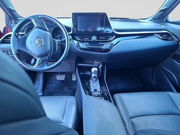 Vehicle Image 10