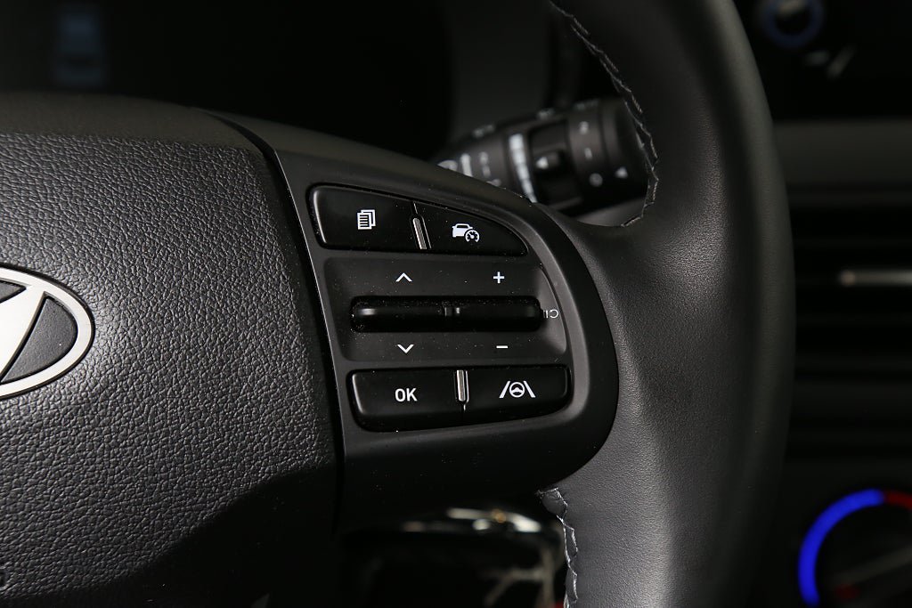 Vehicle Image 28