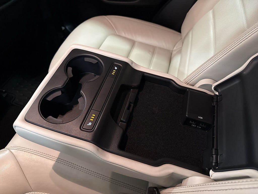 Vehicle Image 21