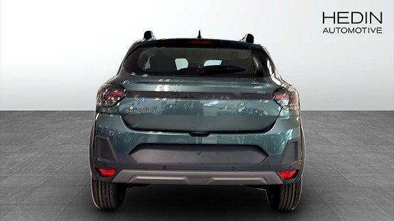 Vehicle Image 7