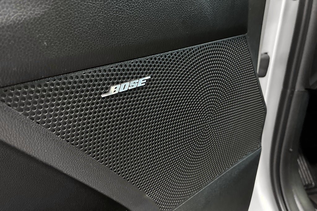 Vehicle Image 24