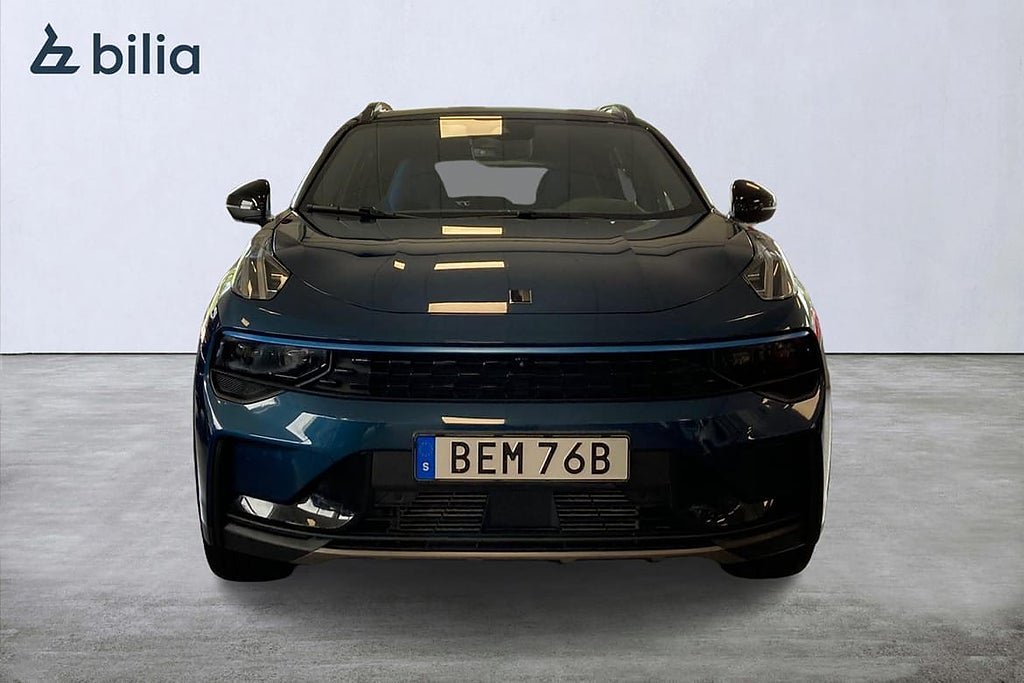 Vehicle Image 6