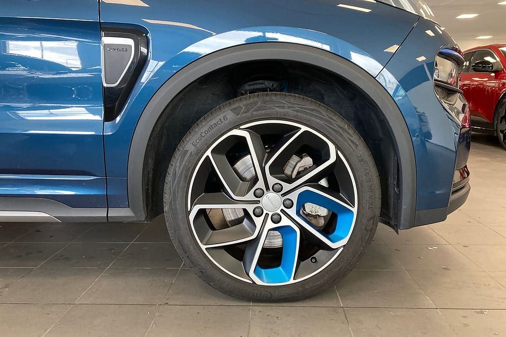Vehicle Image 17