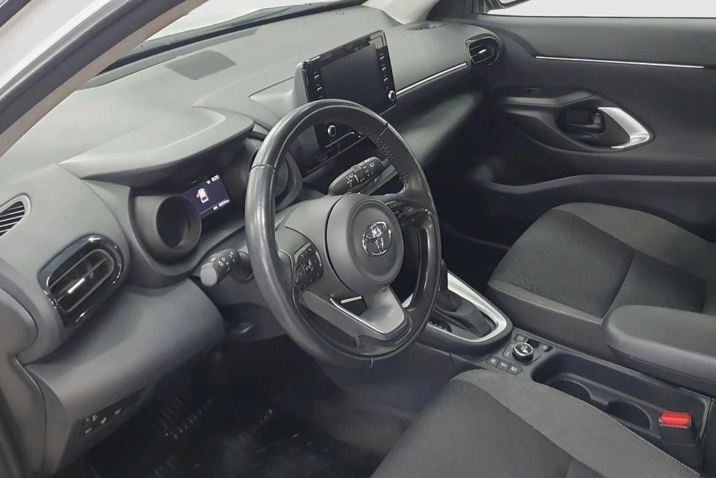 Vehicle Image 7