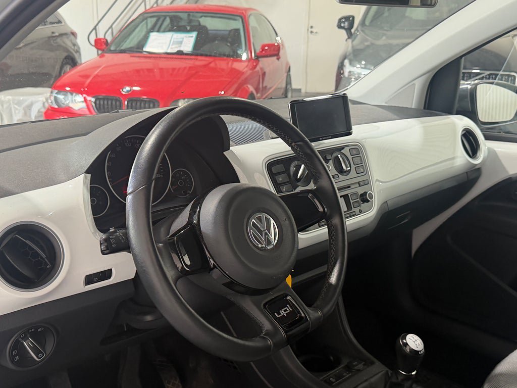 Vehicle Image 10