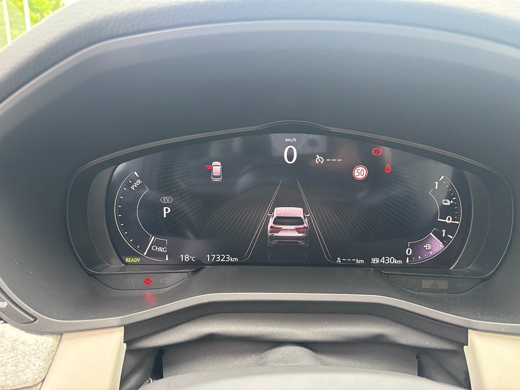 Vehicle Image 25