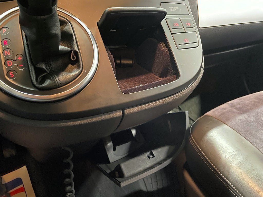 Vehicle Image 35