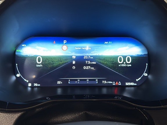 Vehicle Image 10