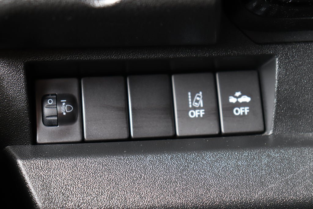 Vehicle Image 23