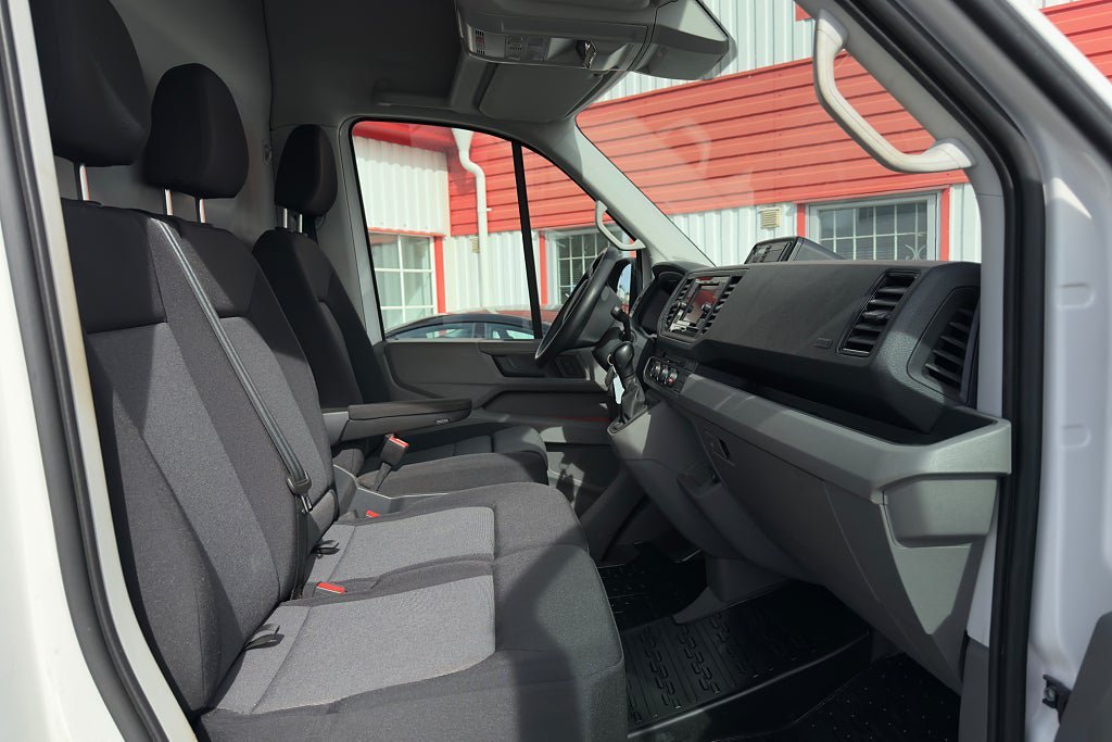 Vehicle Image 19