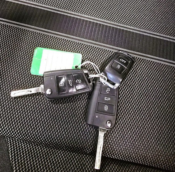 Vehicle Image 15
