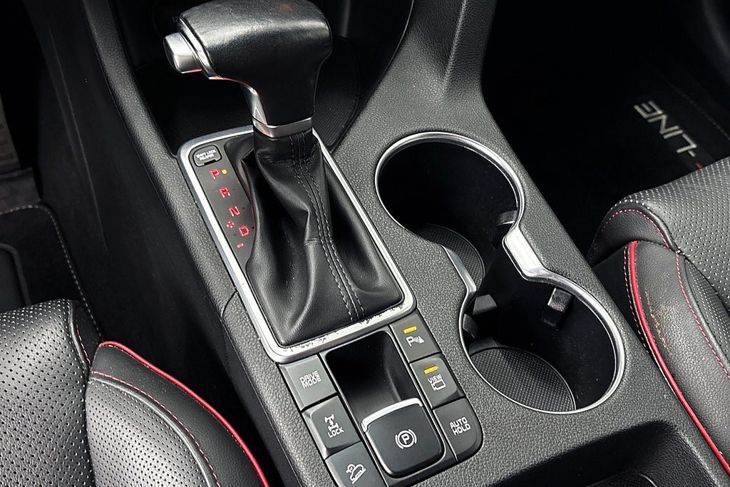 Vehicle Image 15