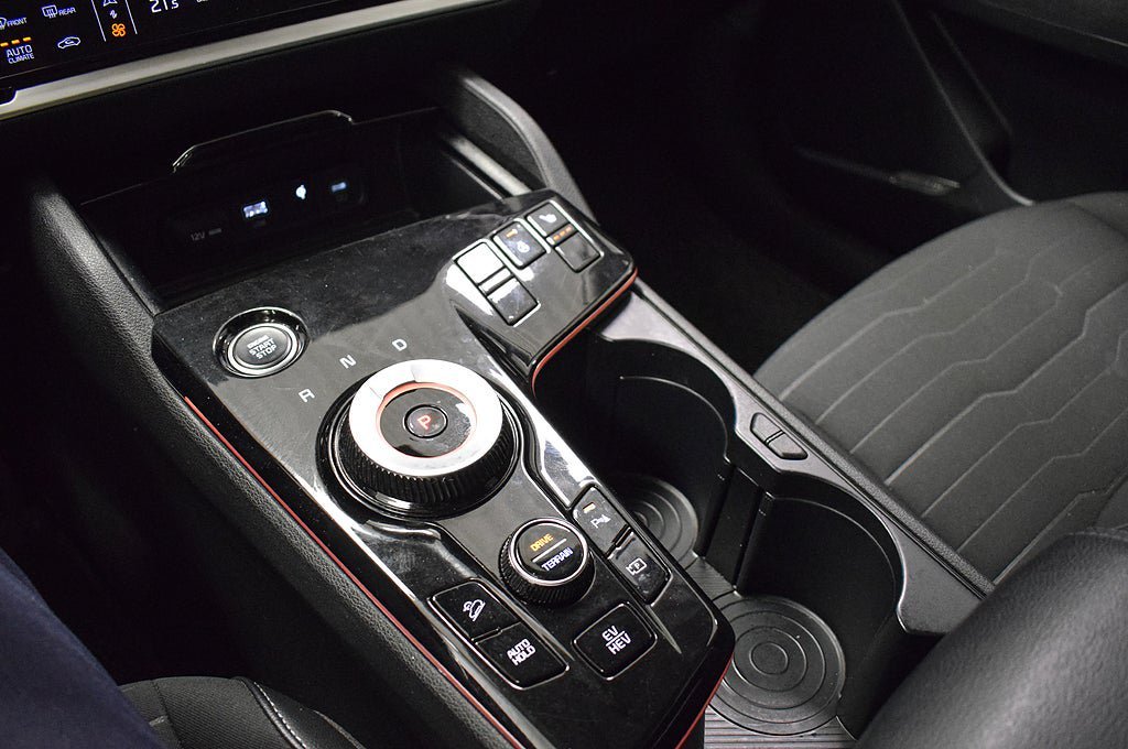 Vehicle Image 22