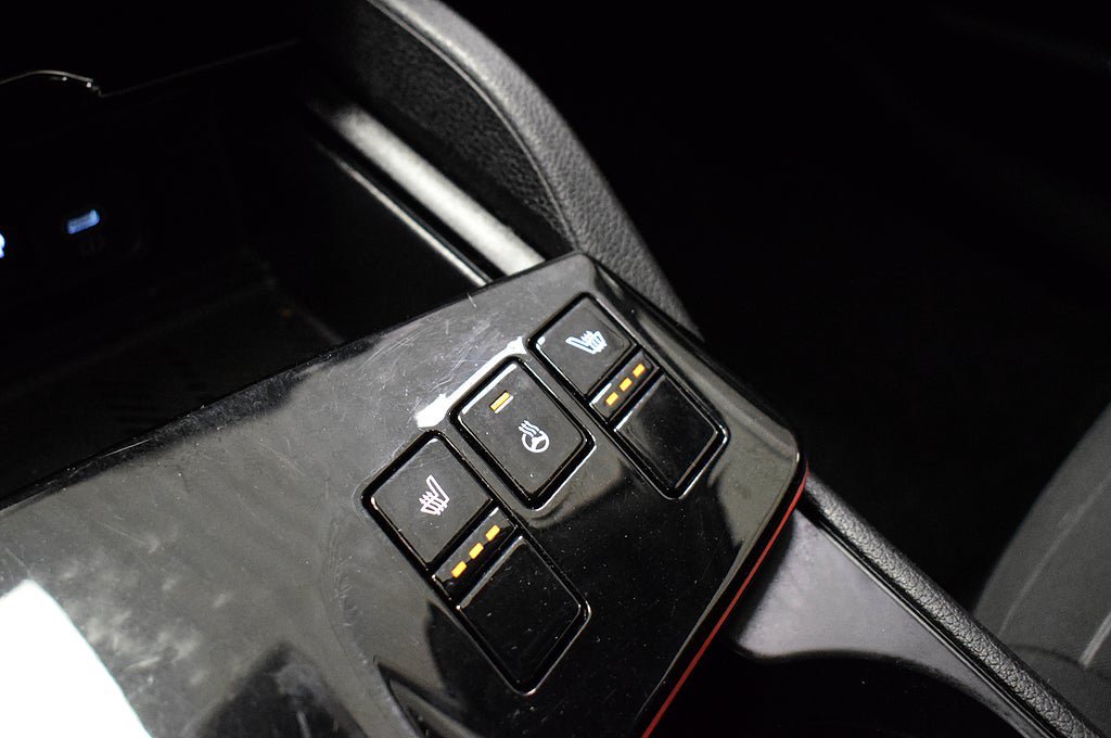 Vehicle Image 23