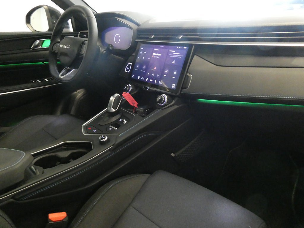 Vehicle Image 13