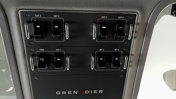 Vehicle Image 21