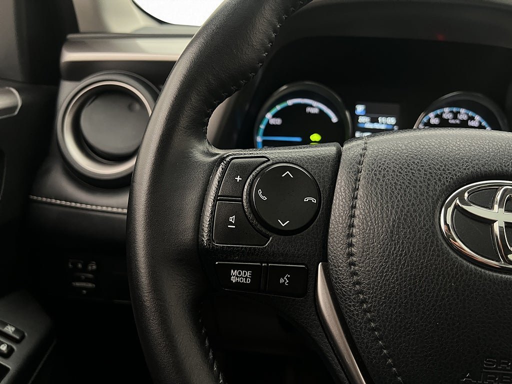 Vehicle Image 17