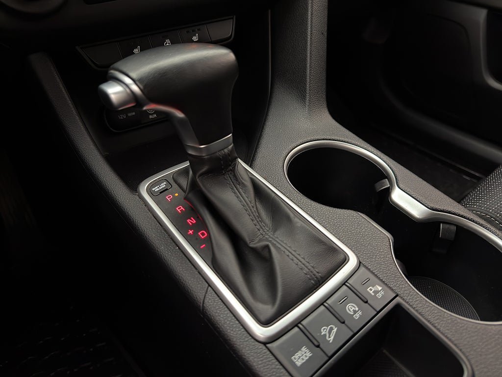 Vehicle Image 22