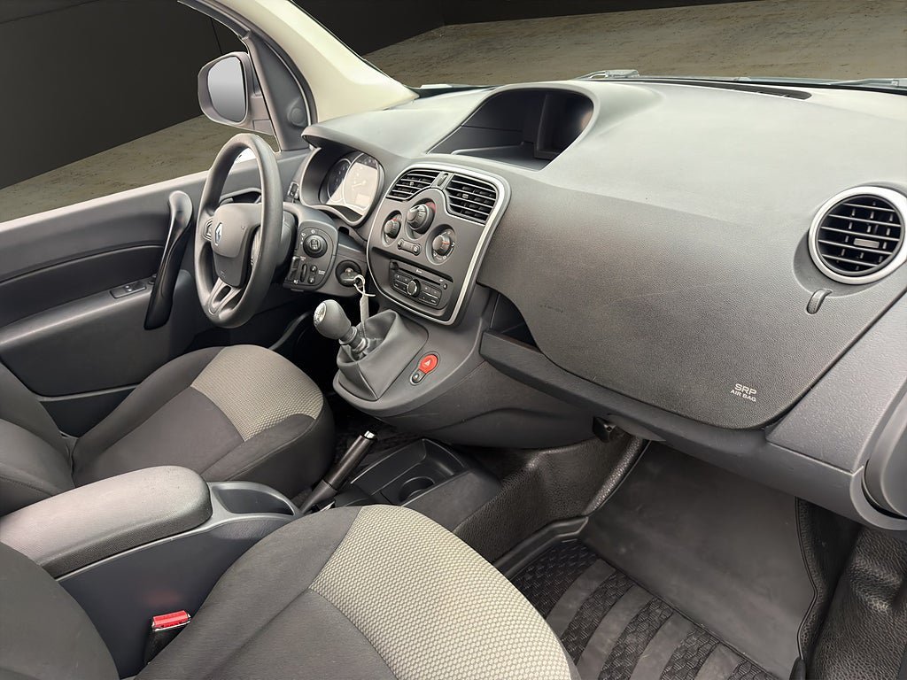 Vehicle Image 26