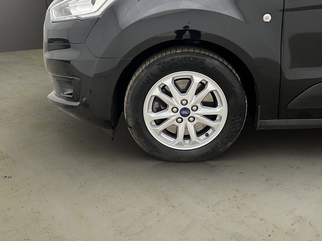 Vehicle Image 28