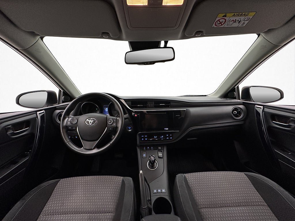 Vehicle Image 12