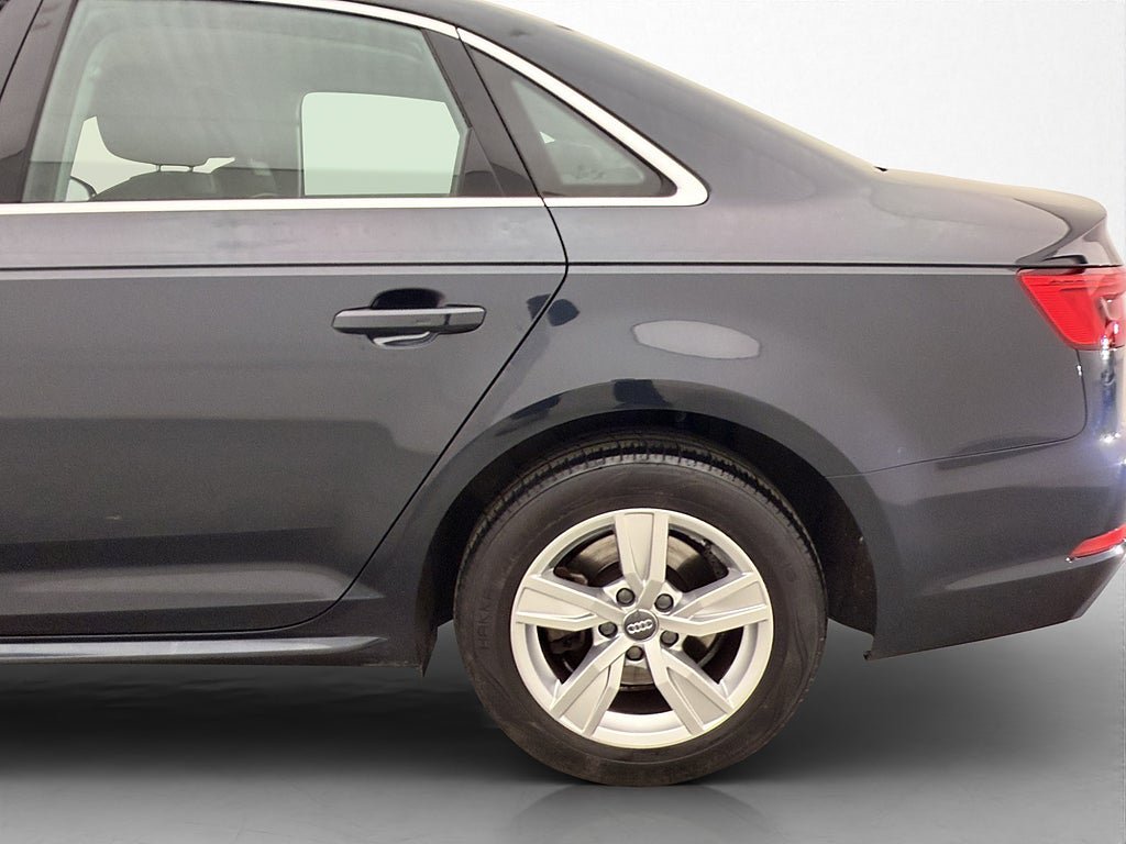 Vehicle Image 30