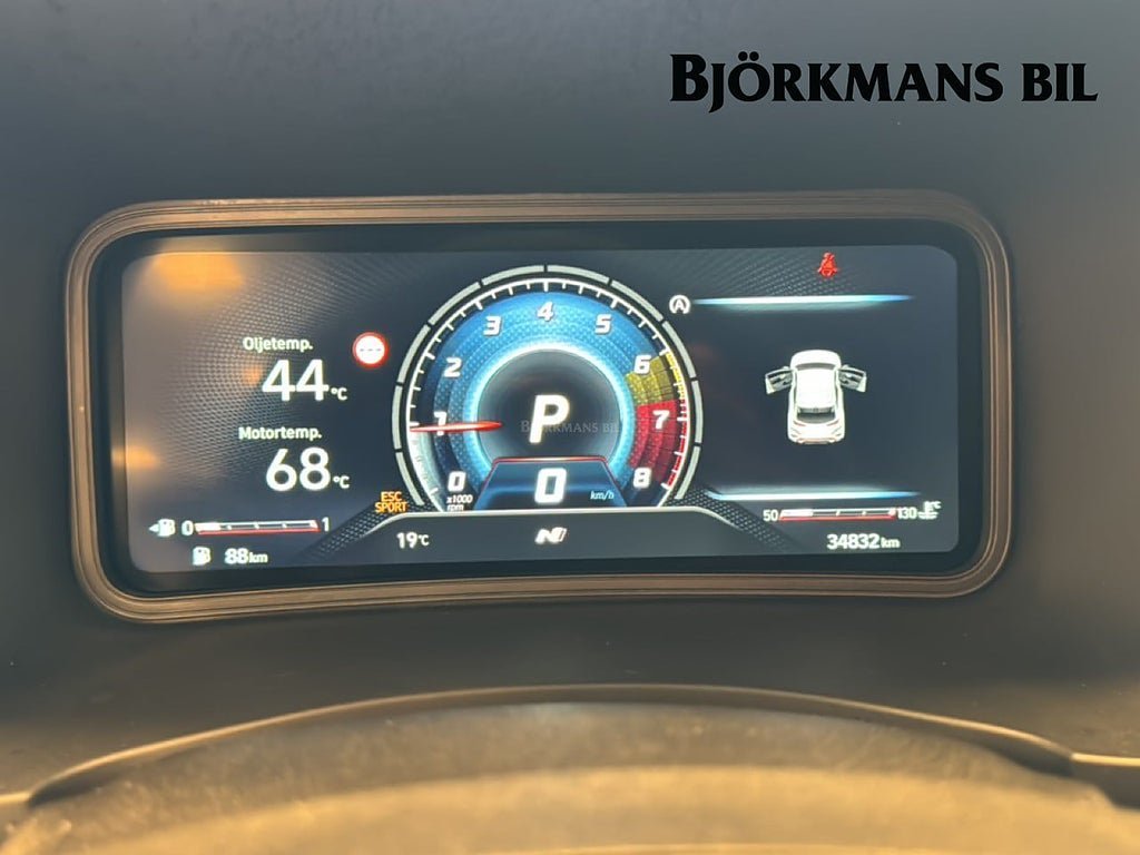 Vehicle Image 19