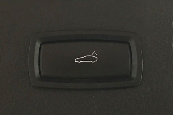 Vehicle Image 28