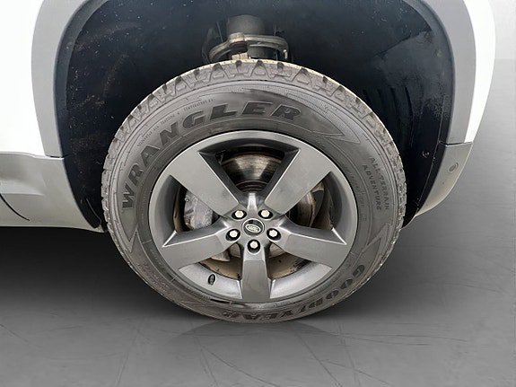 Vehicle Image 35