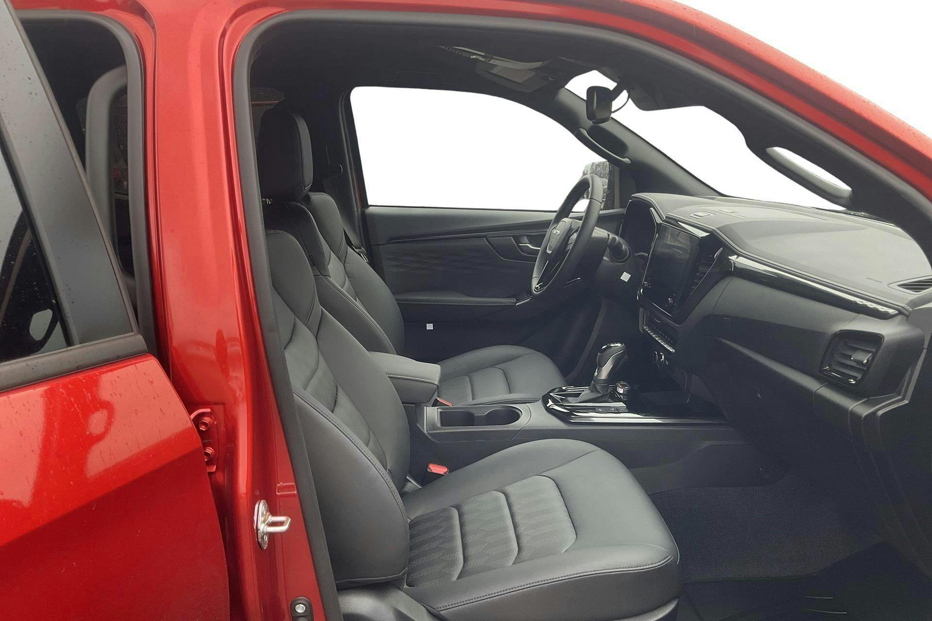 Vehicle Image 7