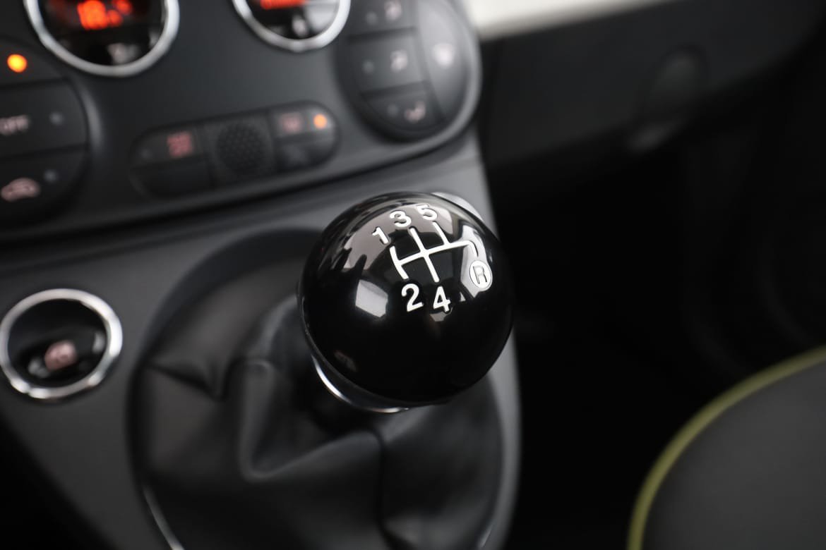 Vehicle Image 25