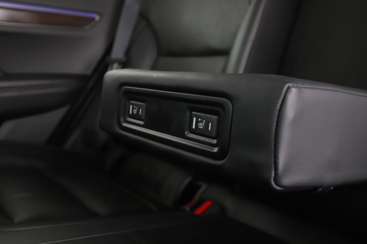 Vehicle Image 33