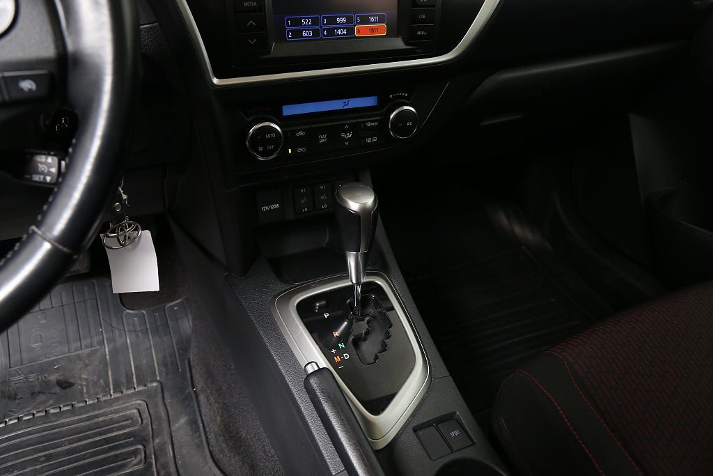 Vehicle Image 14