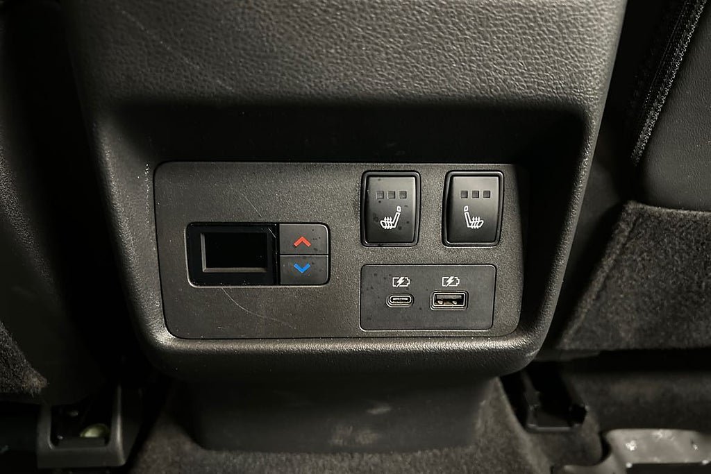 Vehicle Image 22