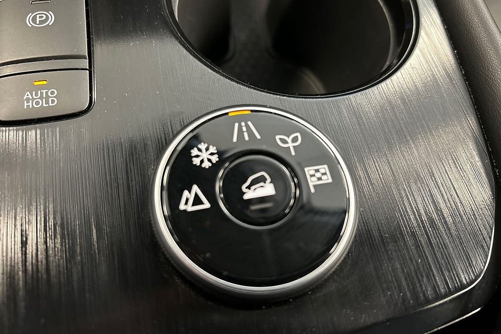 Vehicle Image 26
