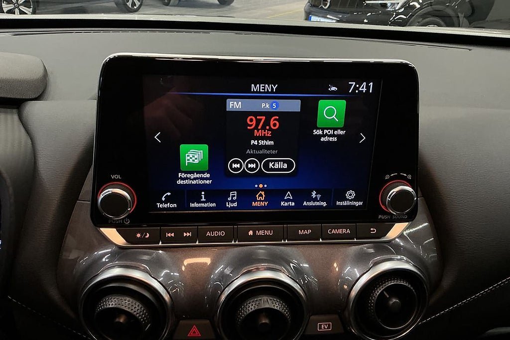 Vehicle Image 21