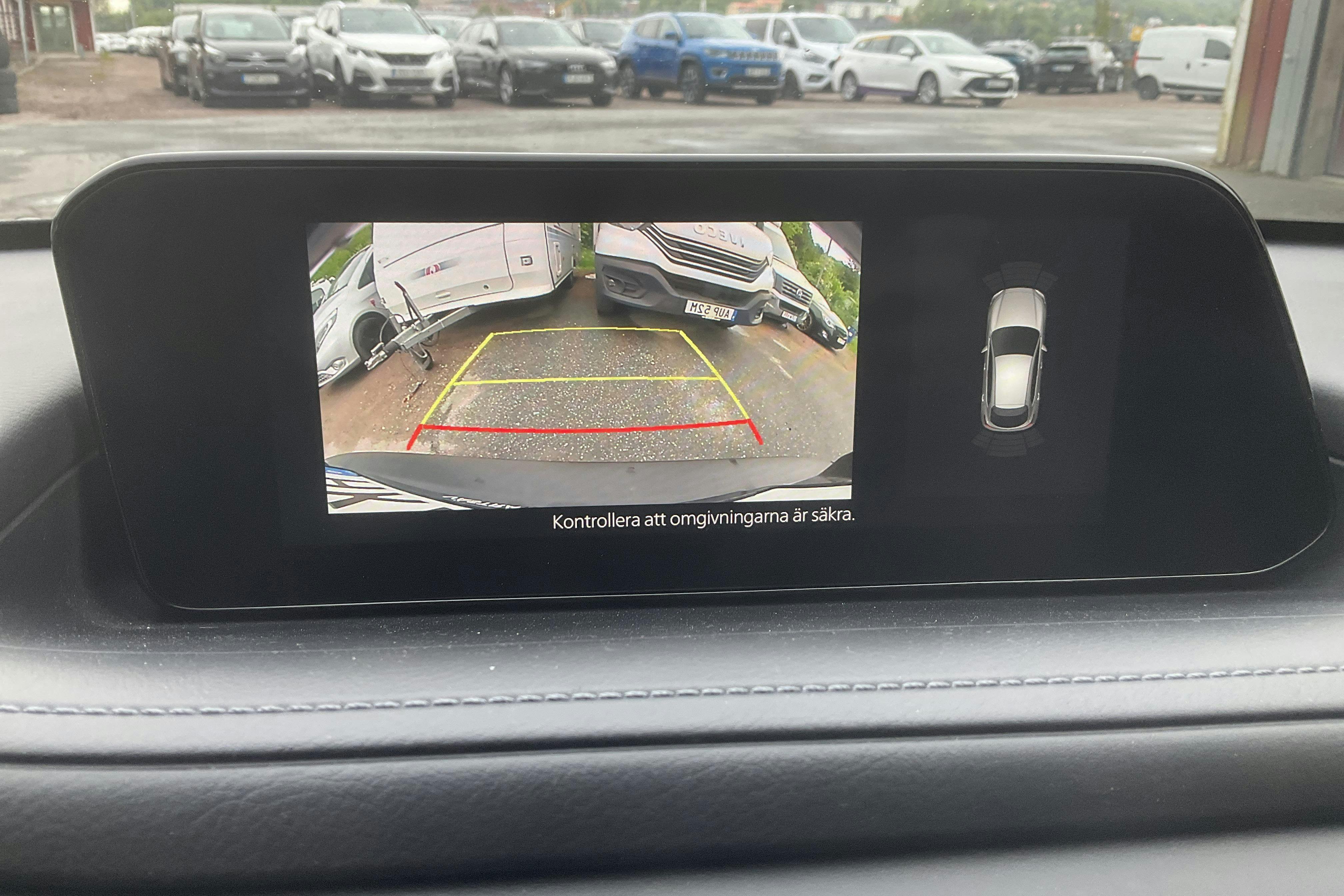 Vehicle Image 12