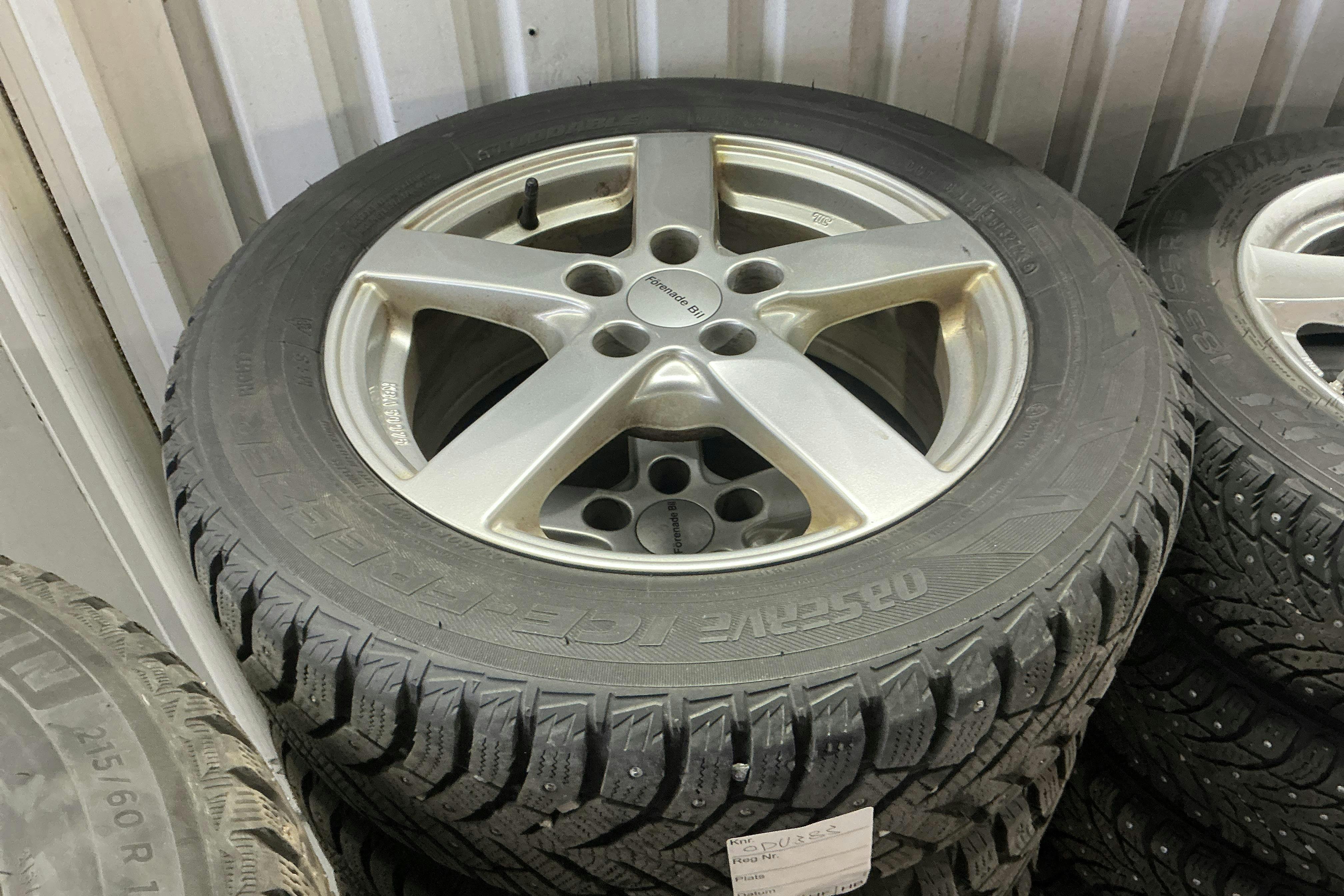 Vehicle Image 13