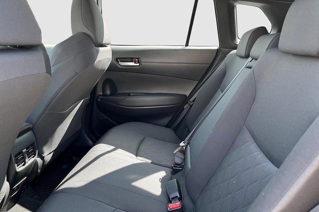 Vehicle Image 9