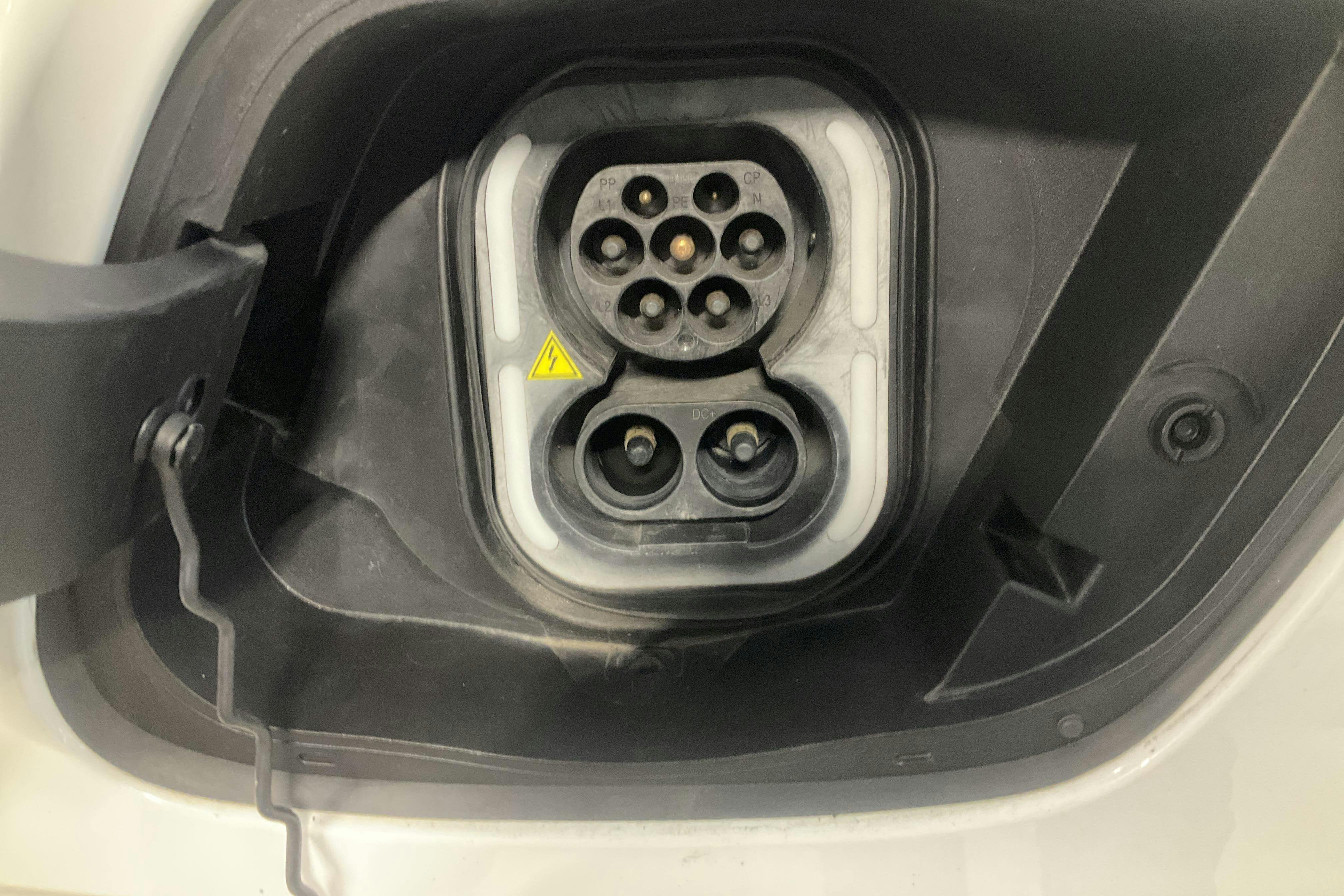 Vehicle Image 15