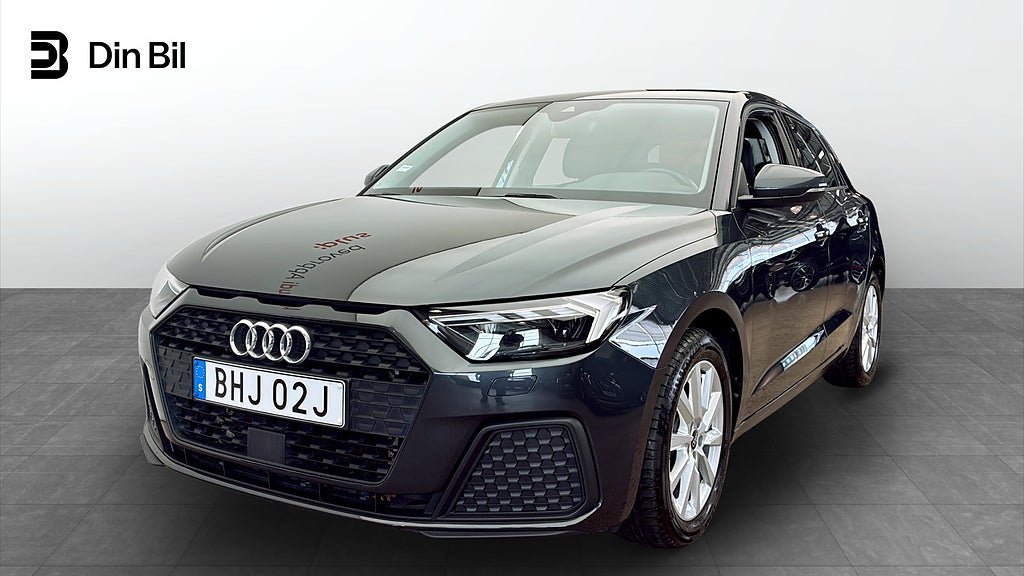 Vehicle Image 1