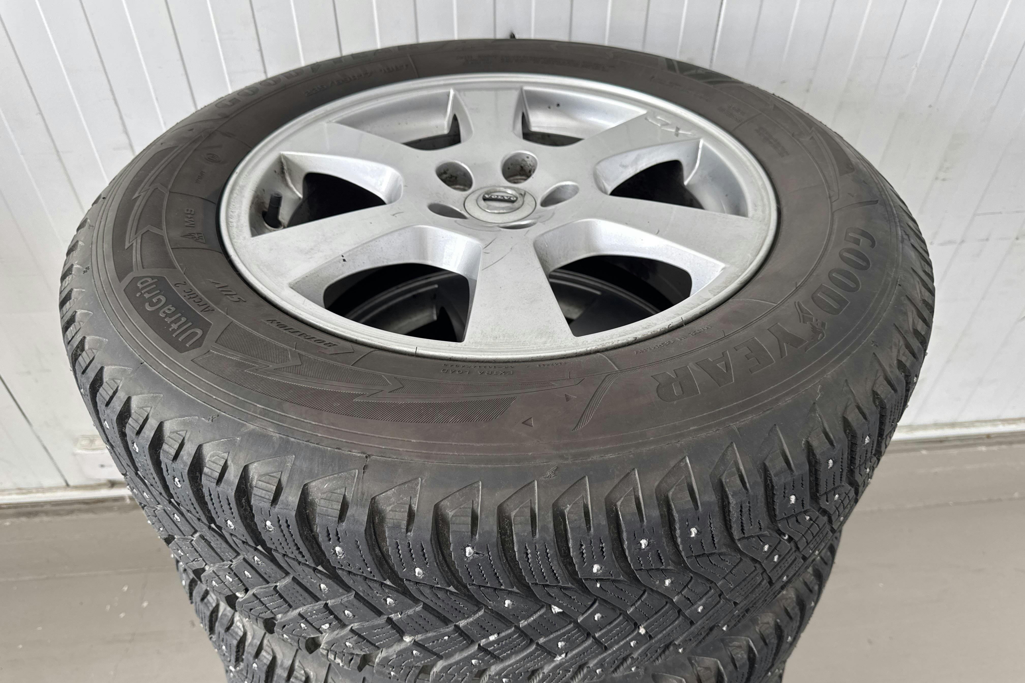 Vehicle Image 11