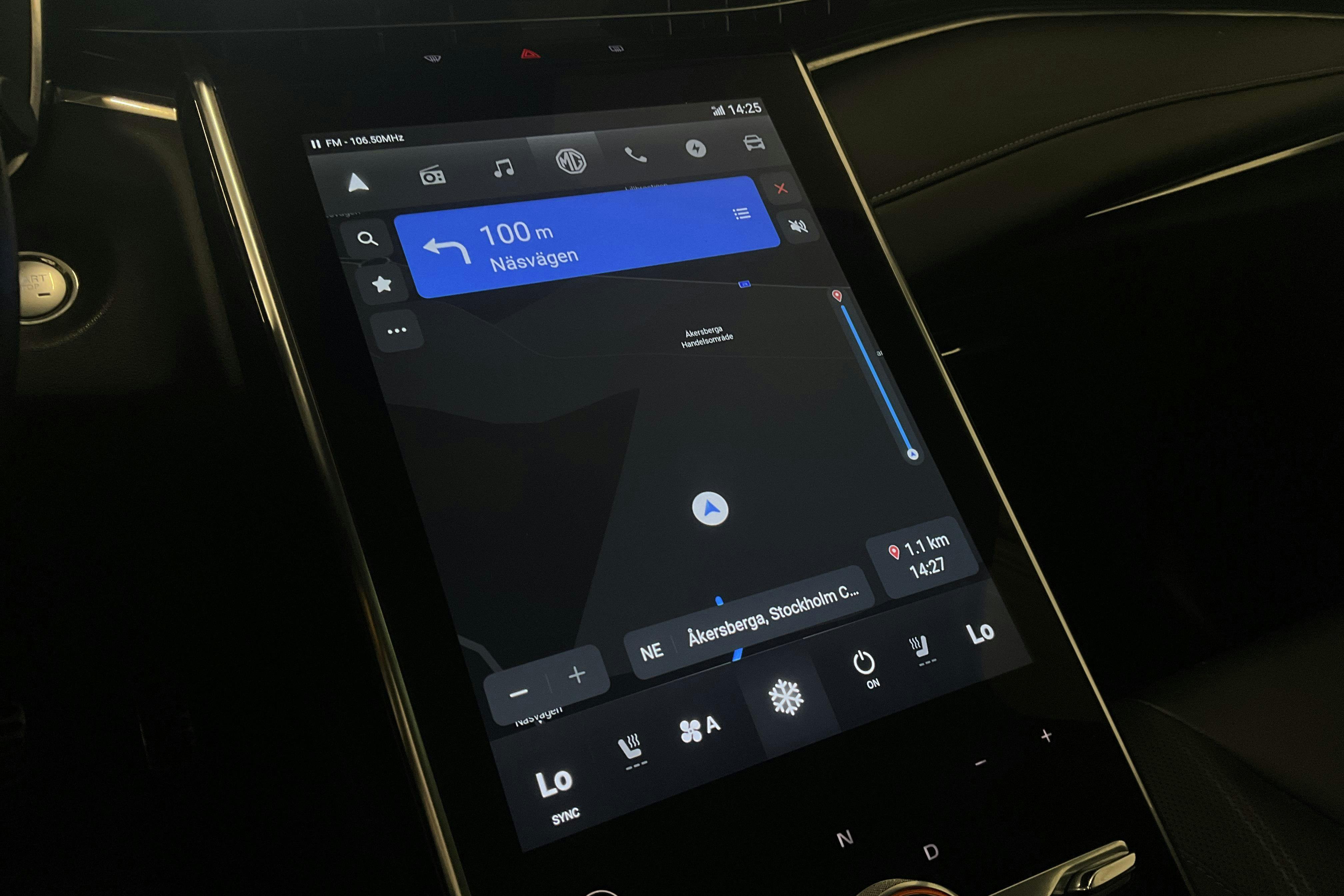 Vehicle Image 11